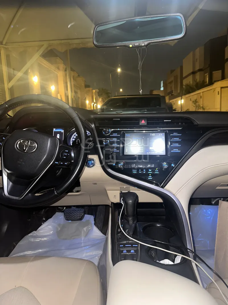 2019 تويوتا كامري ال اي