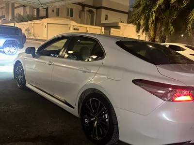 2019 تويوتا كامري ال اي