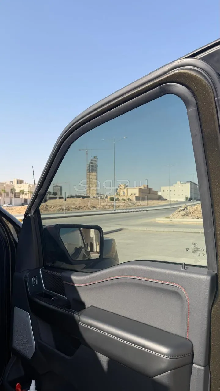 2025 فورد اف 150 رابتور