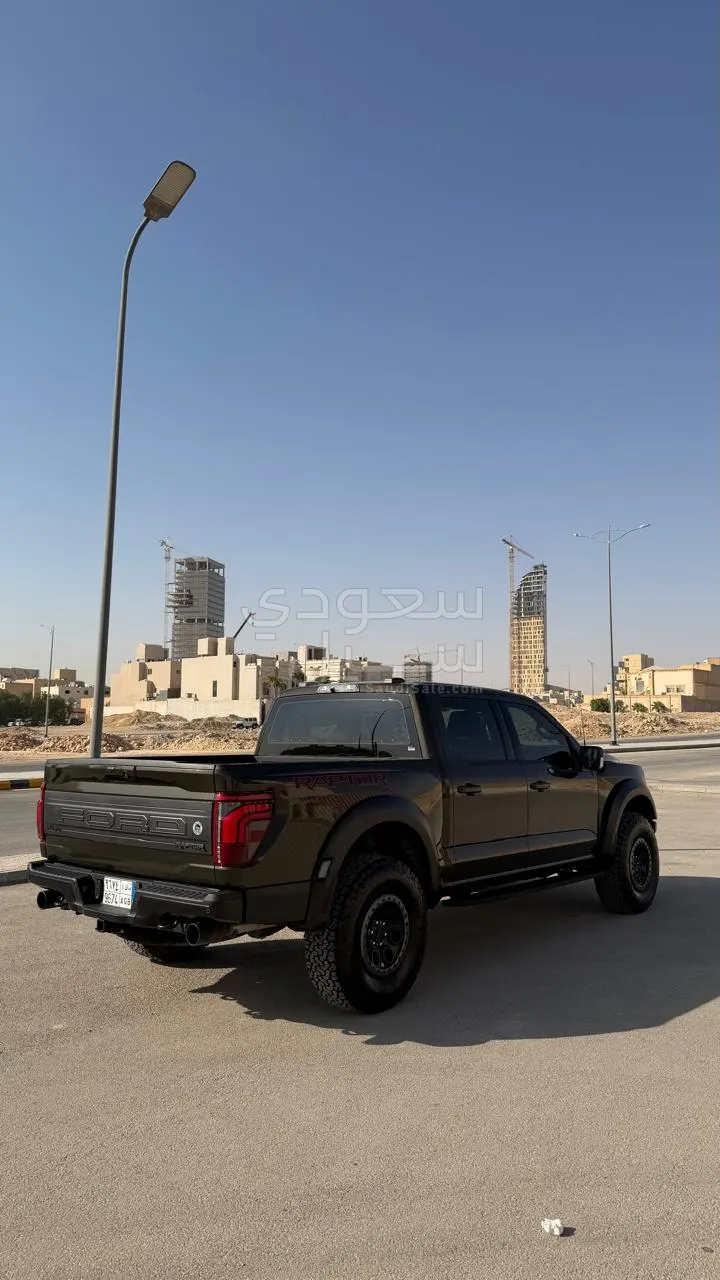 2025 فورد اف 150 رابتور