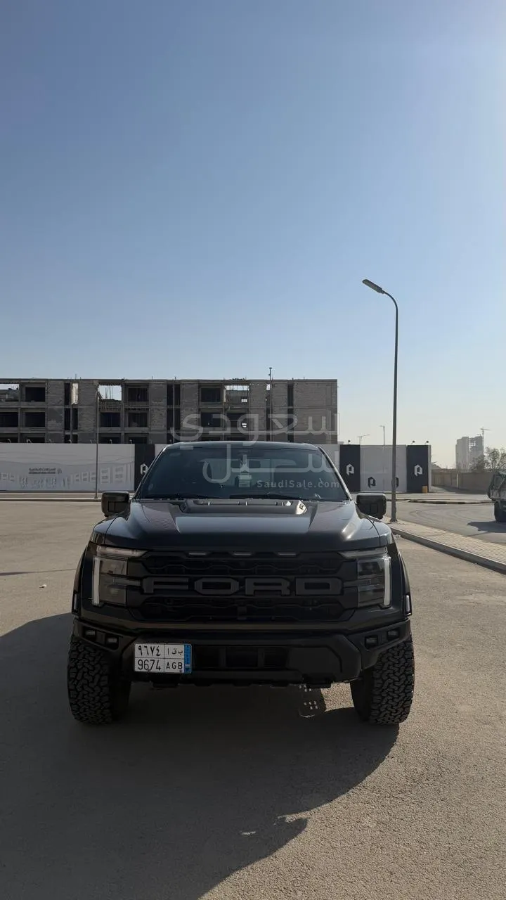2025 فورد اف 150 رابتور