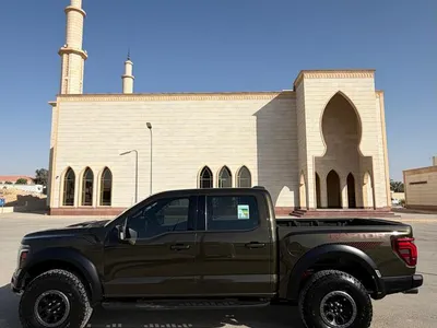 2025 فورد اف 150 رابتور