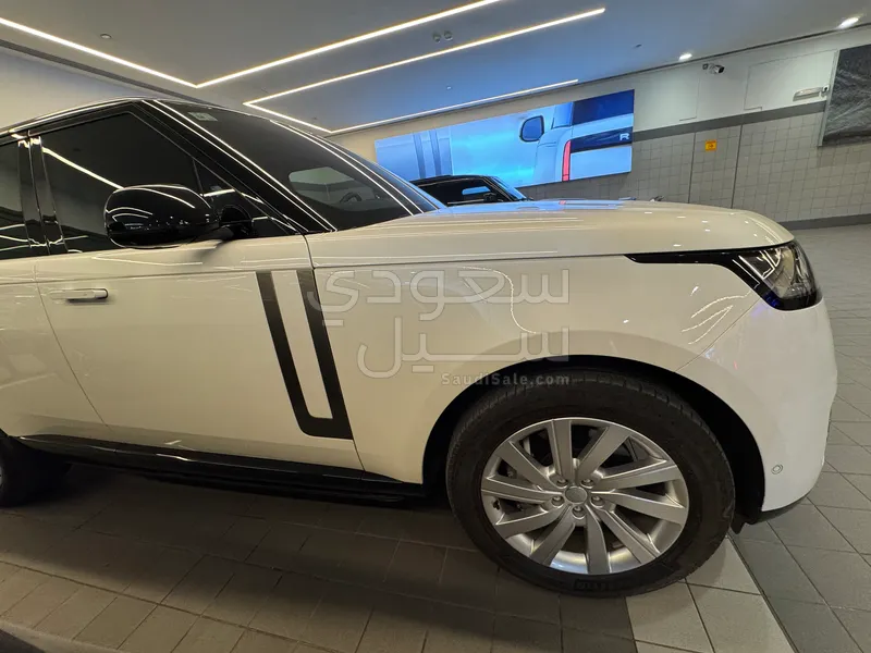 2023 لاند روفر رينج روفر فوج اس اي