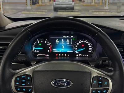 2023 فورد اكسبلورر اكس ال اس