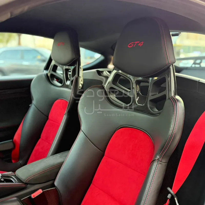 2023 بورش 911 جي تي 4