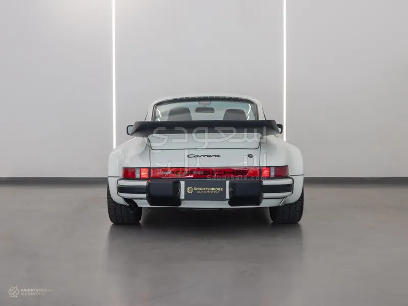 1986 بورش 911 كاريرا