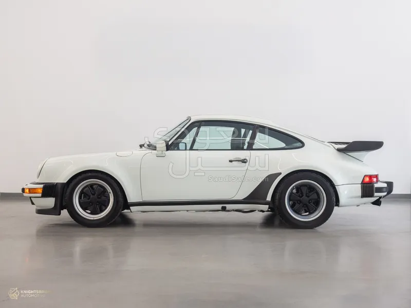 1986 بورش 911 كاريرا