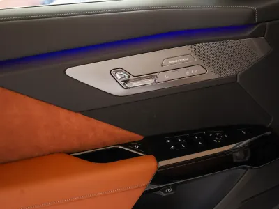 2027 بي ام دبليو الفئة السابعة 735أي