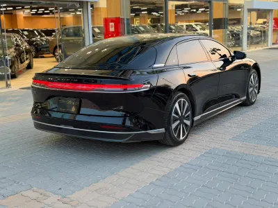 2024 لوسيد اير بيور