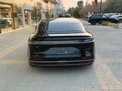 2024 لوسيد اير بيور
