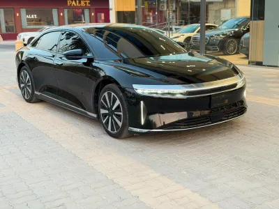 2024 لوسيد اير بيور