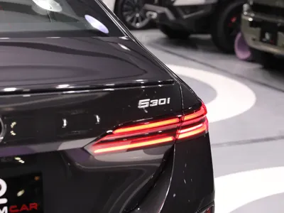 2027 بي ام دبليو الفئة الخامسة 530 إم كت
