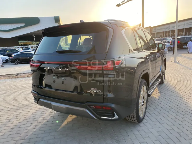 2026 لكزس إل إكس 600 BB