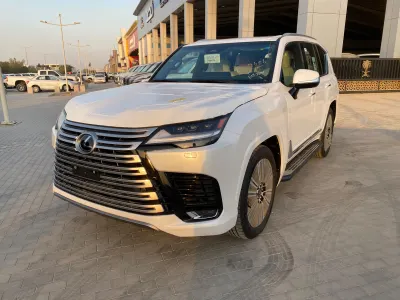 2026 لكزس إل إكس 600 BB