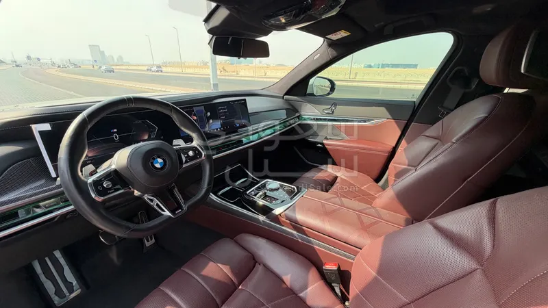 2024 بي ام دبليو الفئة السابعة 740أي