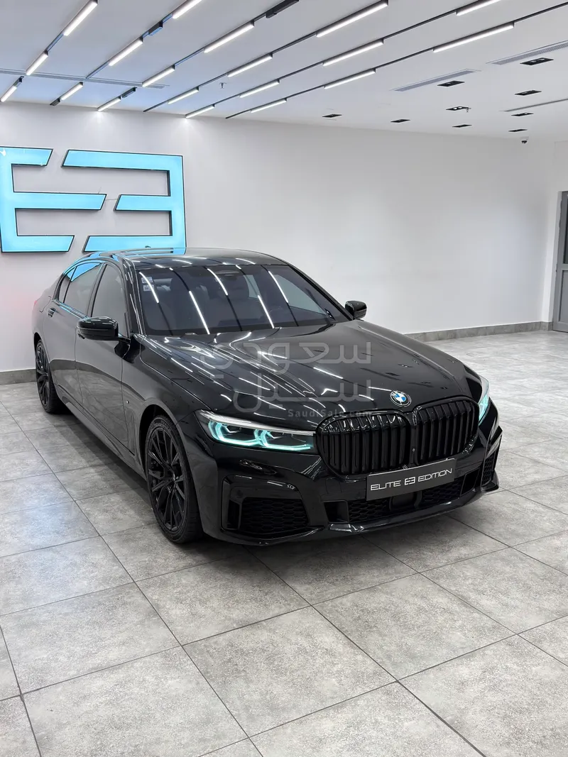 2022 بي ام دبليو الفئة السابعة 730 إل أي