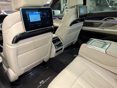 2022 بي ام دبليو الفئة السابعة 730 إل أي