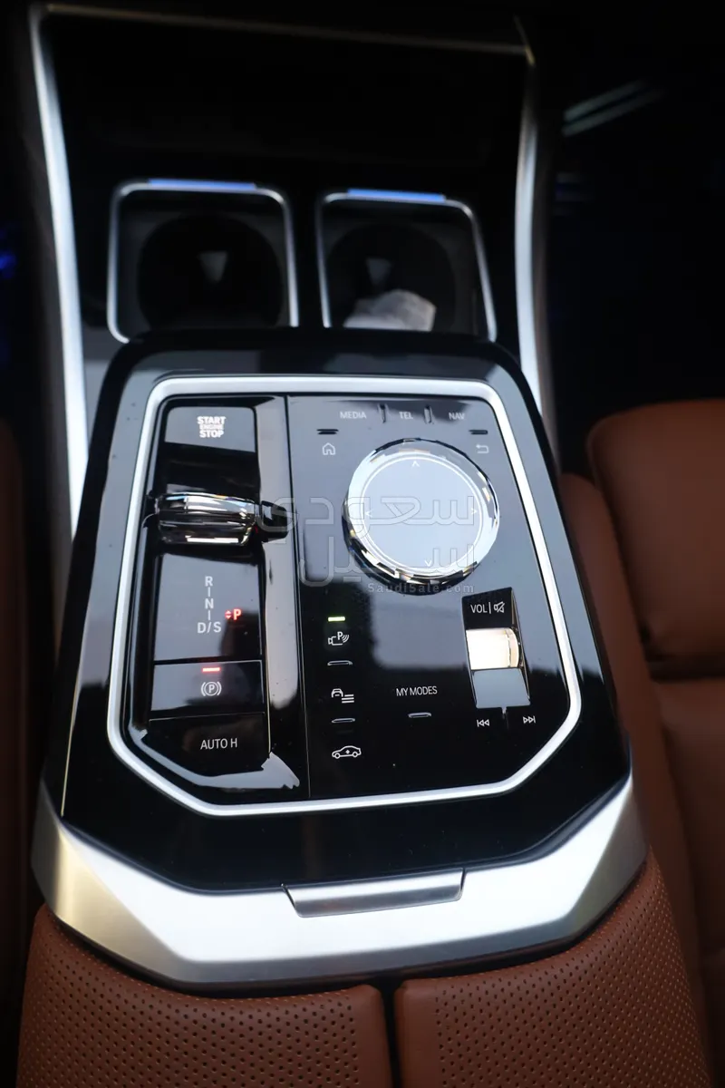 2026 بي ام دبليو الفئة السابعة 735أي