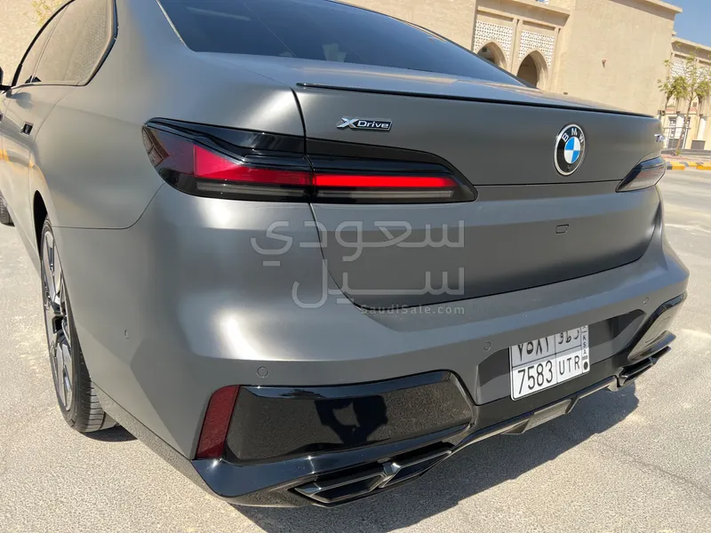 2023 بي ام دبليو الفئة السابعة 760أي