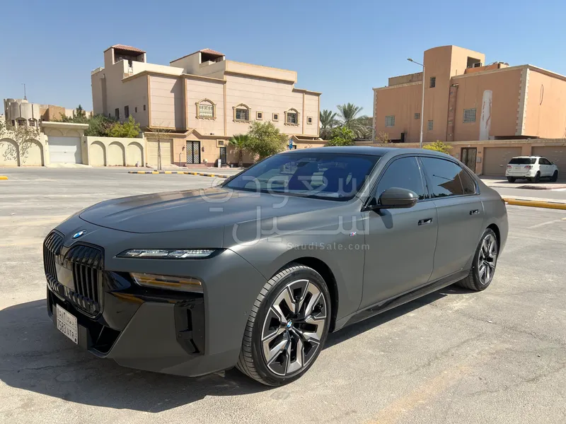 2023 بي ام دبليو الفئة السابعة 760أي