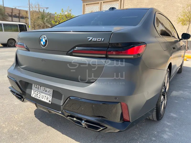 2023 بي ام دبليو الفئة السابعة 760أي