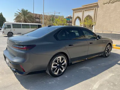 2023 بي ام دبليو الفئة السابعة 760أي