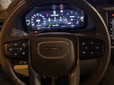2023 جي ام سي يوكون دينالي