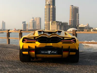 2025 لمبرجيني ريفويلتو