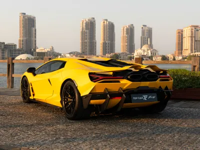 2025 لمبرجيني ريفويلتو