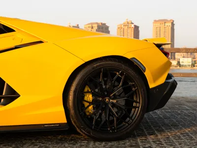 2025 لمبرجيني ريفويلتو