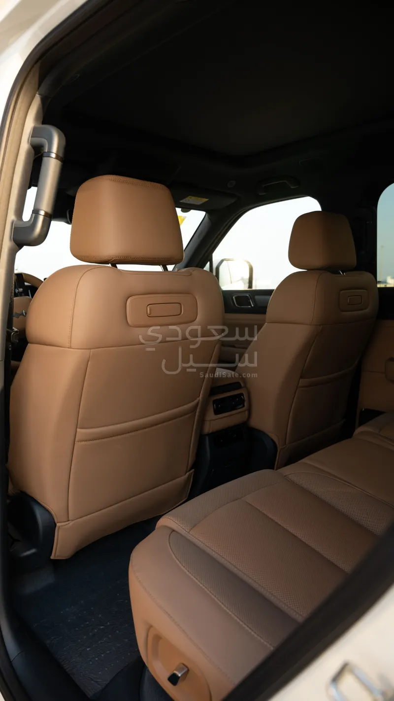 2026 بي واي دي ليوبارد 5