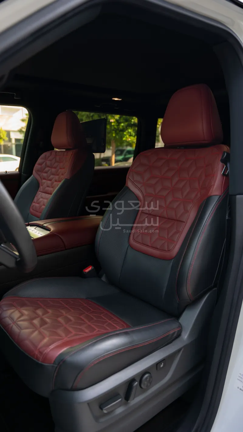 2025 نيسان باترول بلاتينيوم