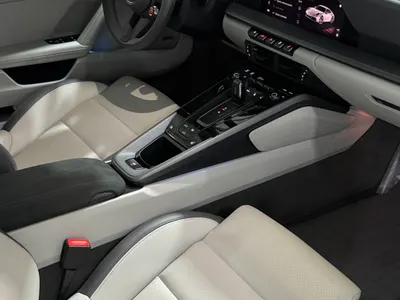 2025 بورش 911 كاريرا