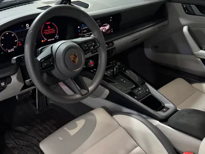 2025 بورش 911 كاريرا