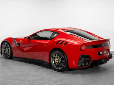 2016 فيراري اف 12 تي دي اف