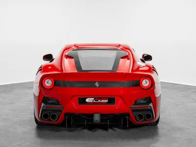 2016 فيراري اف 12 تي دي اف