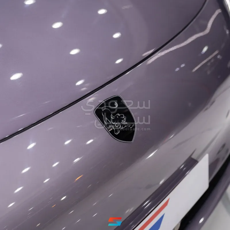 2027 فور ثينج اس٧ ريف