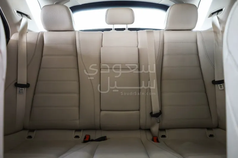 2023 مرسيدس - بنز جي إل إي 450