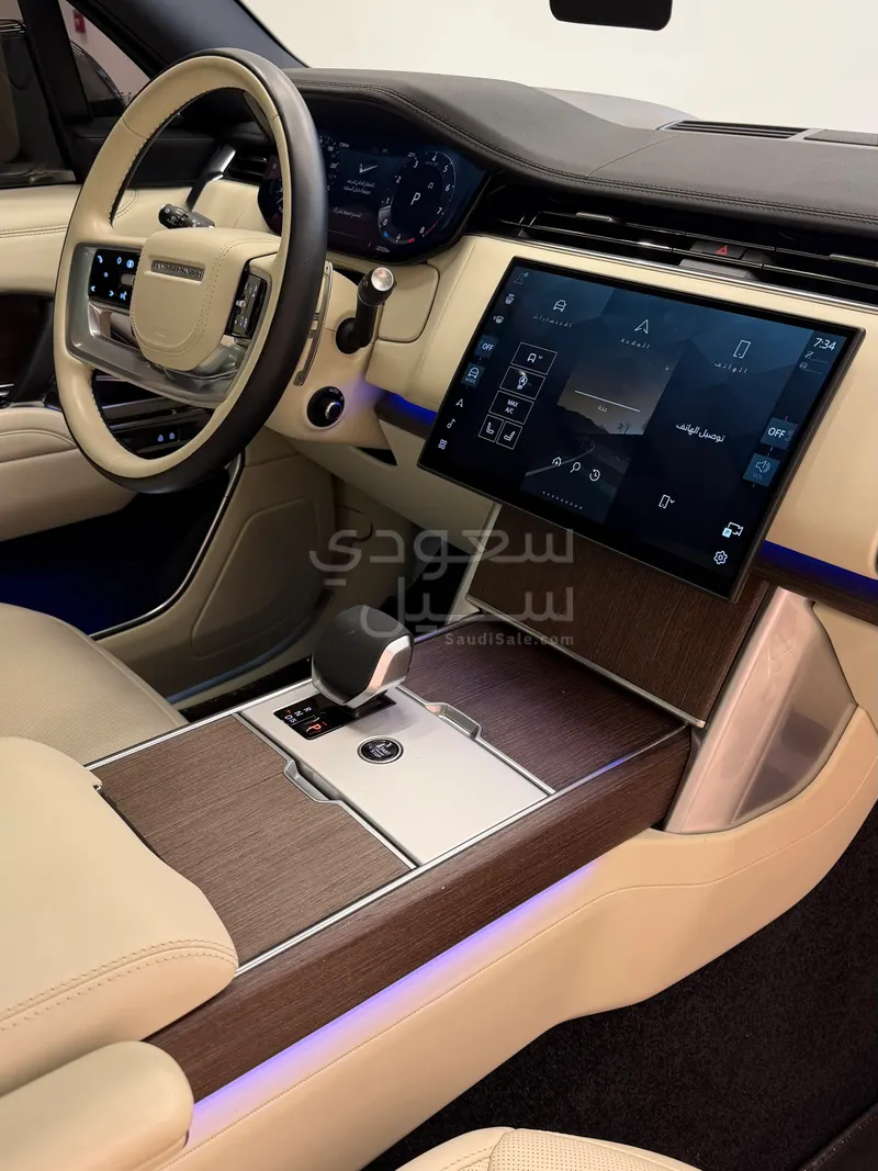 2025 لاند روفر رينج روفر فوج اس اي