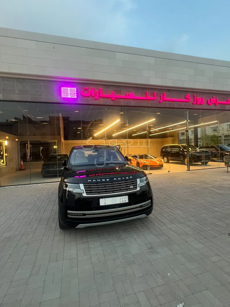 2024 لاند روفر رينج روفر اتش اس اي