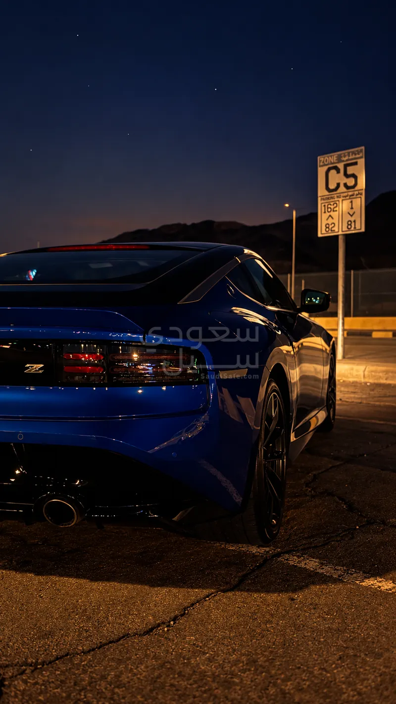 2023 نيسان زد 400