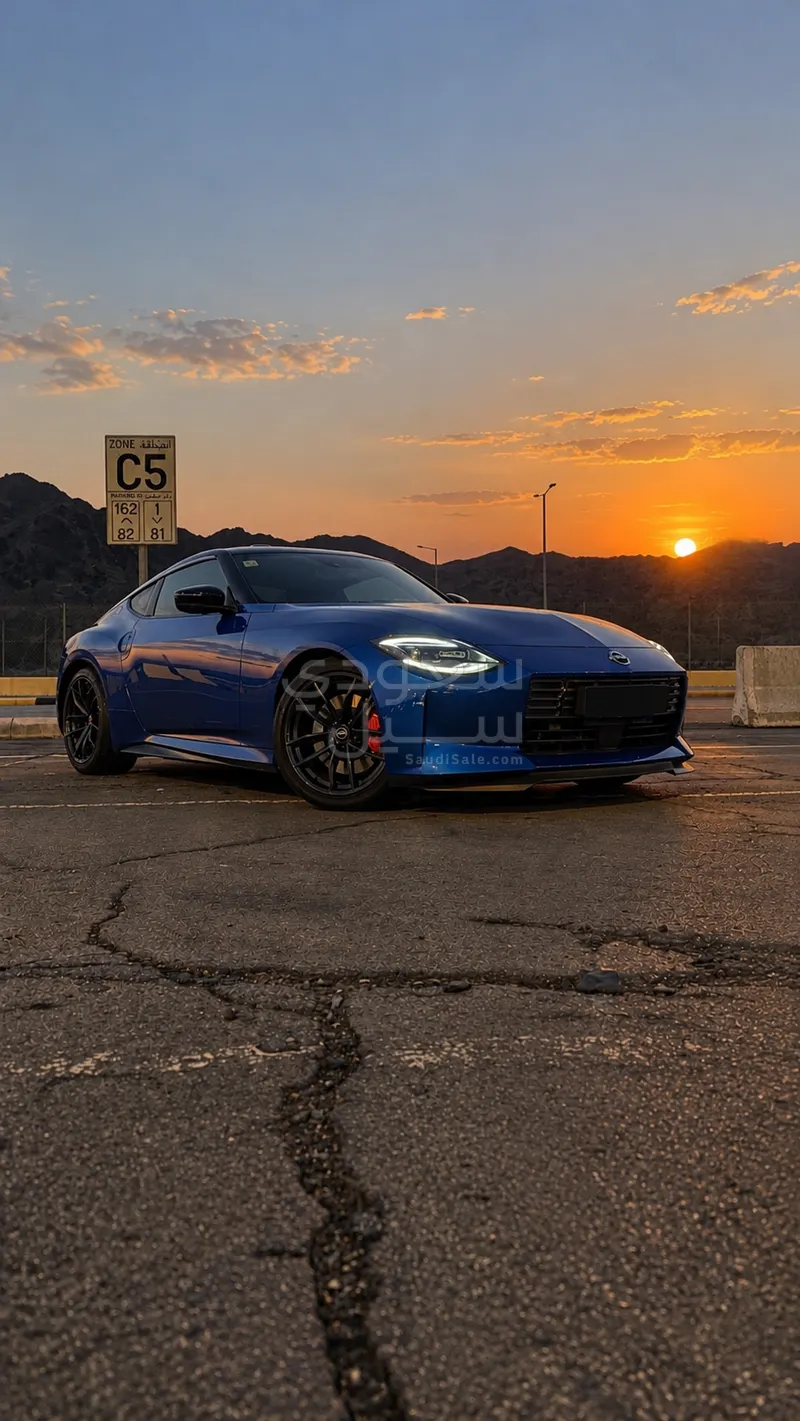 2023 نيسان زد 400