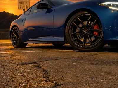 2023 نيسان زد 400