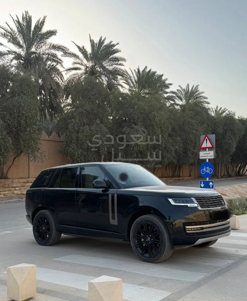 2023 لاند روفر رينج روفر اتش اس اي