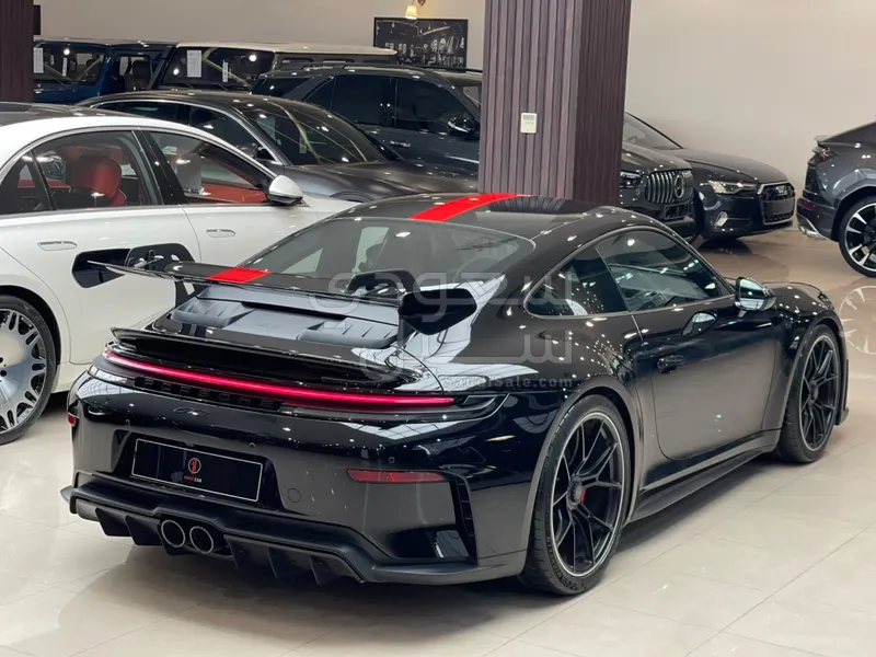 2025 بورش 911 جي تي 3