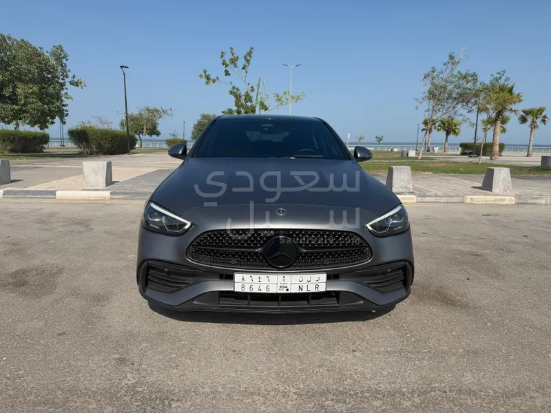 2024 مرسيدس - بنز سي 200