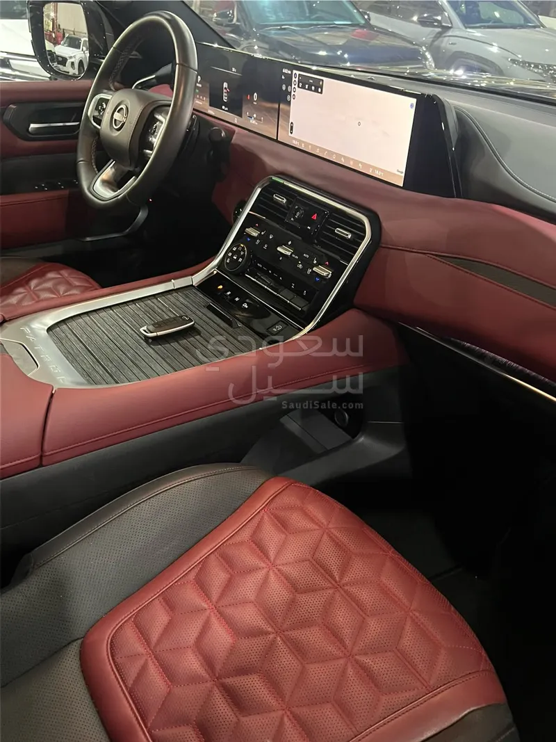 2025 نيسان باترول بلاتينيوم