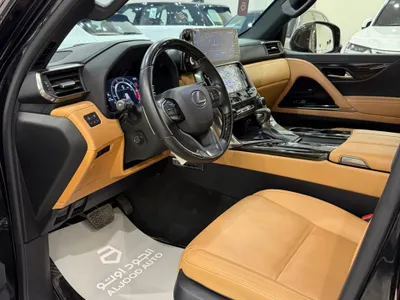 2024 لكزس إل إكس 600 BB