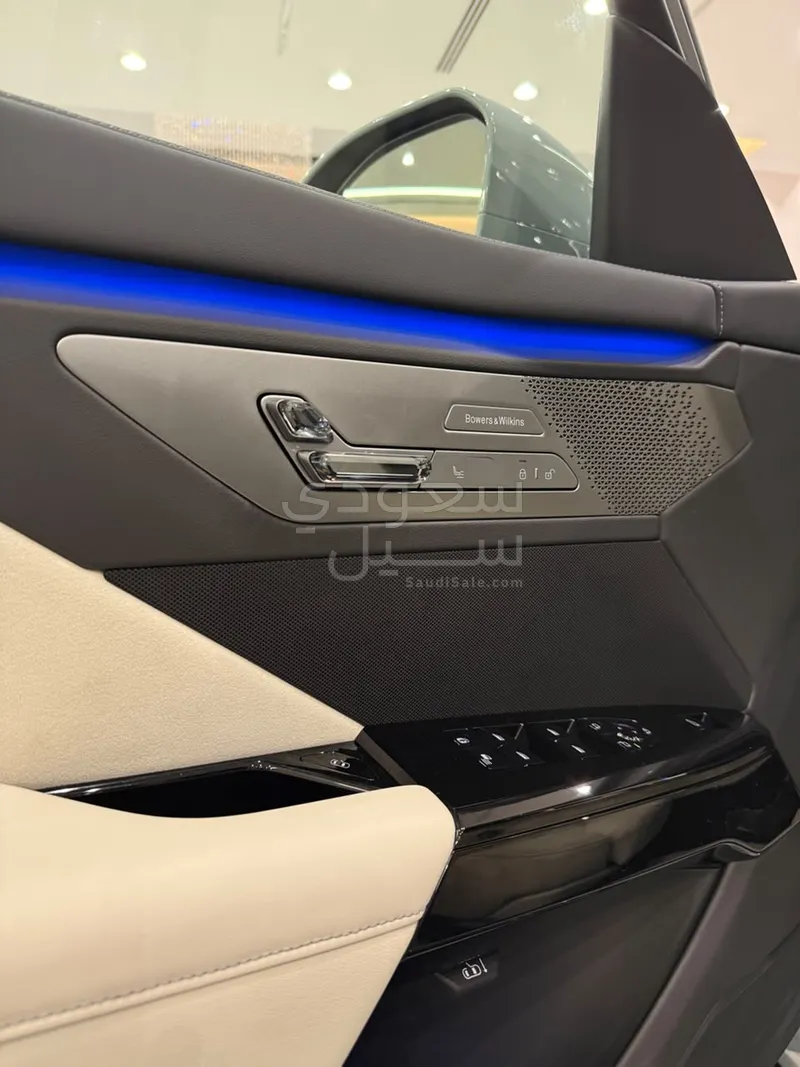 2027 بي ام دبليو الفئة السابعة 735أي
