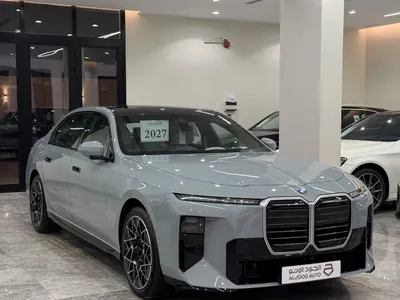 2027 بي ام دبليو الفئة السابعة 735أي